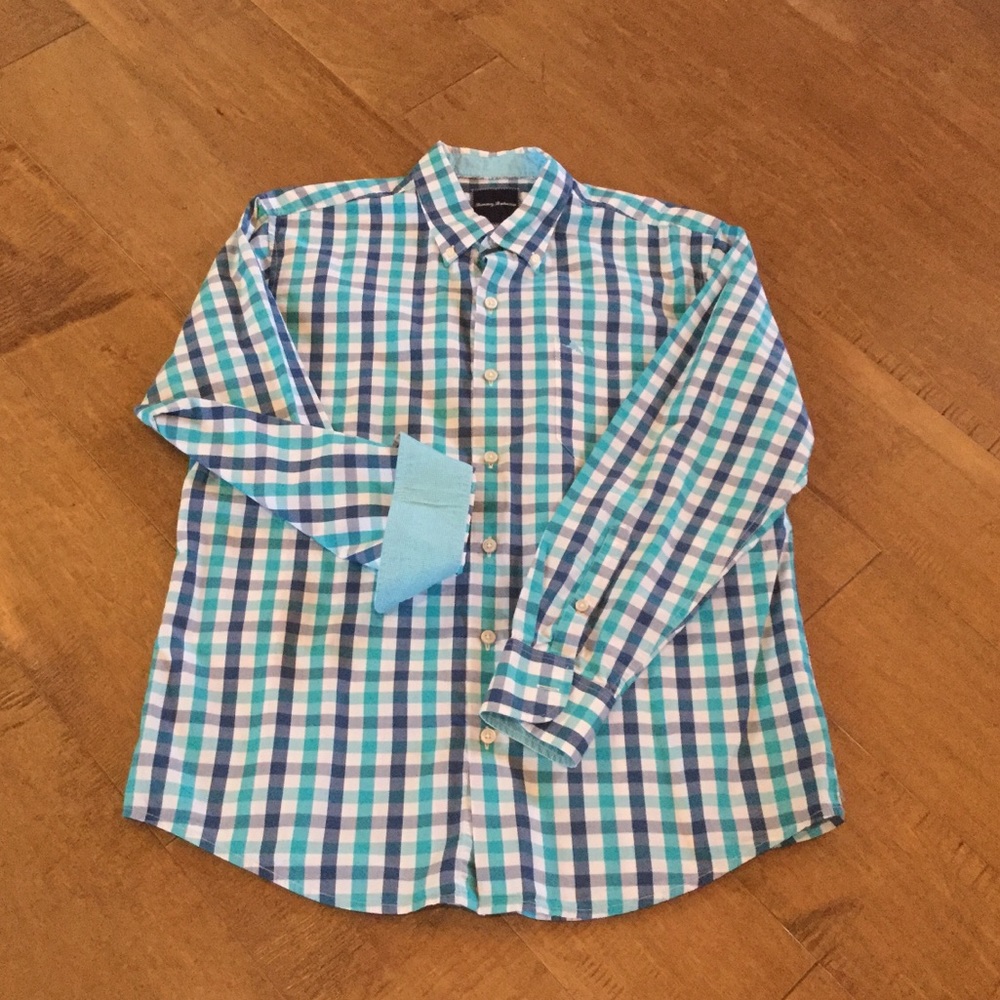 Tommy Bahama Long Sleeve button down shirt. Size L